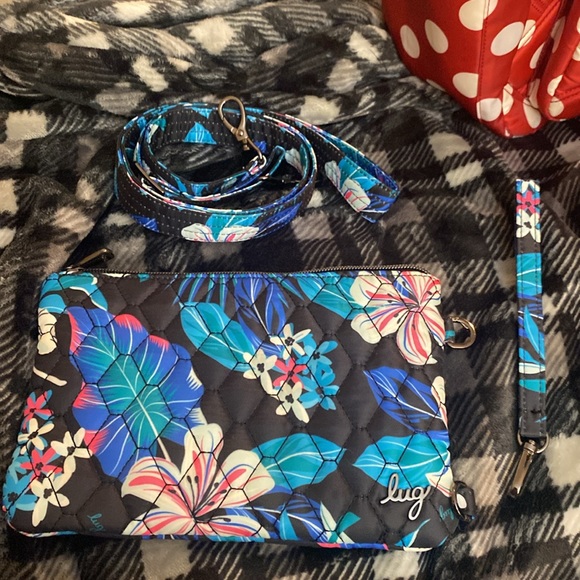 Like New- Lug Peekaboo 2 Convertible Crossbody in Hibiscus Multi - Picture 2 of 4